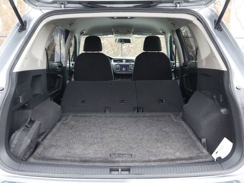 Used 2022 Volkswagen Tiguan S image 48