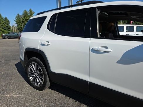 Used 2020 GMC Acadia AT4 image 31