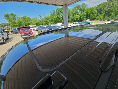 Used 2023 Chevrolet Tahoe RST w/ Luxury Package AWD/4WD image 19
