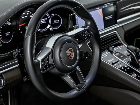 Used 2017 Porsche Panamera Turbo image 26