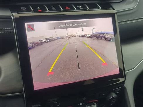 New 2025 Jeep Grand Cherokee Limited image 27