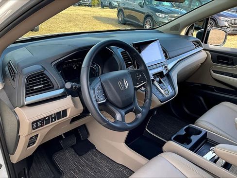 Used 2023 Honda Odyssey EX-L image 17