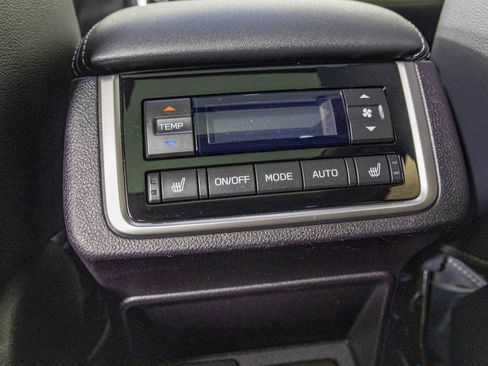 Used 2021 Subaru Ascent Limited w/ Technology Package image 43