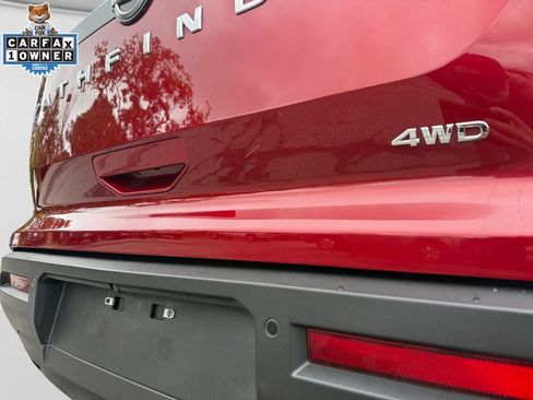 Certified 2025 Nissan Pathfinder SV AWD/4WD image 17