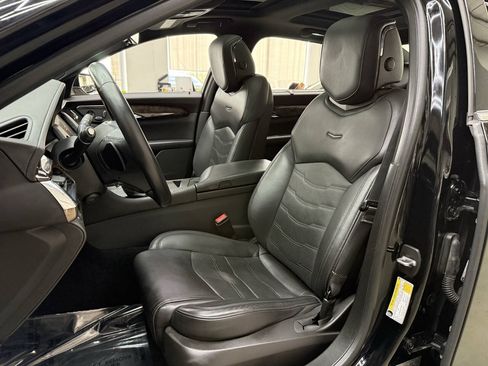Used 2018 Cadillac CT6 Luxury AWD/4WD image 12