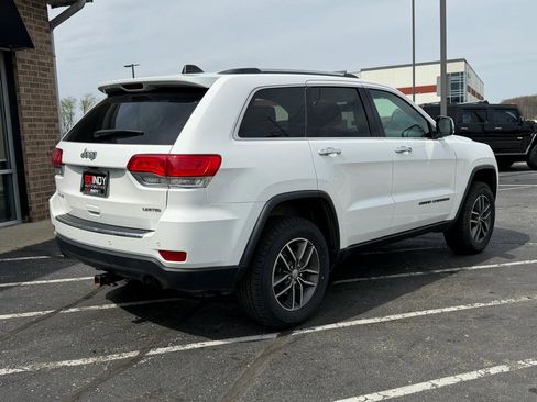 Used 2018 Jeep Grand Cherokee Limited w/ Luxury Group II image 5