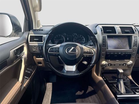 Used 2021 Lexus GX 460 Premium w/ Premium Package image 23