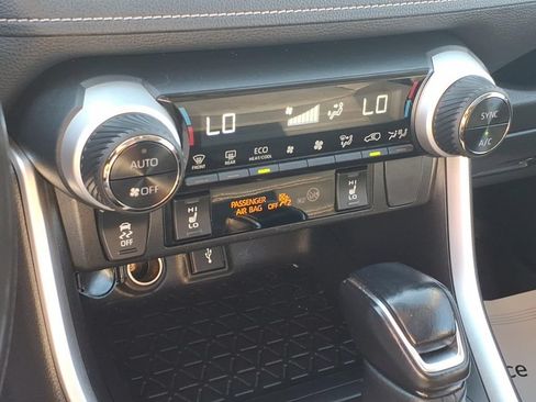 Used 2022 Toyota RAV4 XLE Premium AWD/4WD image 24