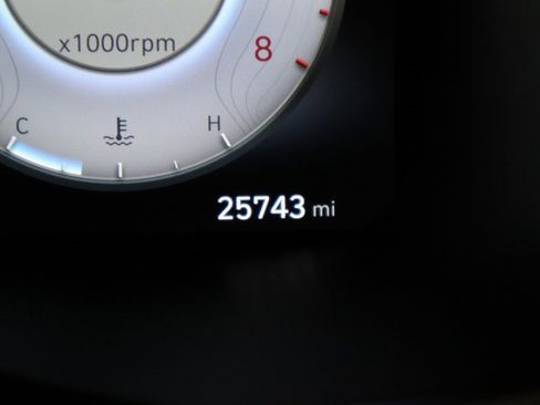 Certified 2023 Hyundai Santa Fe SEL w/ Premium Package image 35