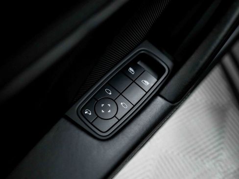 Used 2022 Porsche 911 GT3 RS image 33