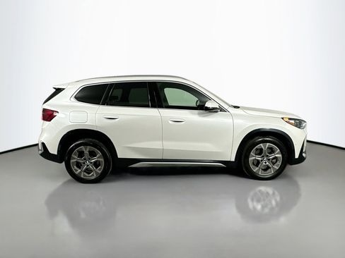 Used 2025 BMW X1 xDrive28i image 5