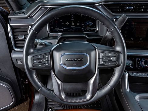 Used 2024 GMC Sierra 3500 Denali Ultimate image 19