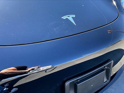 Used 2018 Tesla Model 3 Mid Range image 24