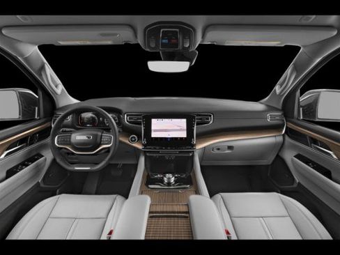 Certified 2024 Jeep Wagoneer L Series II w/ Flexible Seating Group RWD image 5