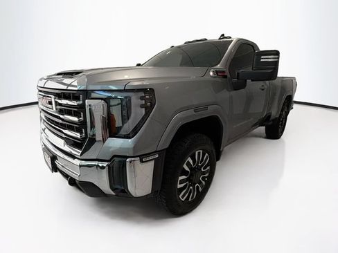 Used 2025 GMC Sierra 3500 SLE AWD/4WD image 3
