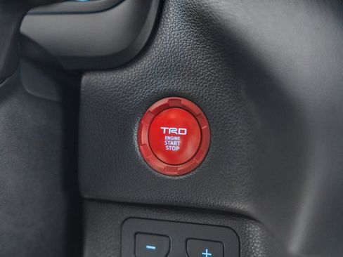 Used 2022 Toyota Tundra Limited image 29