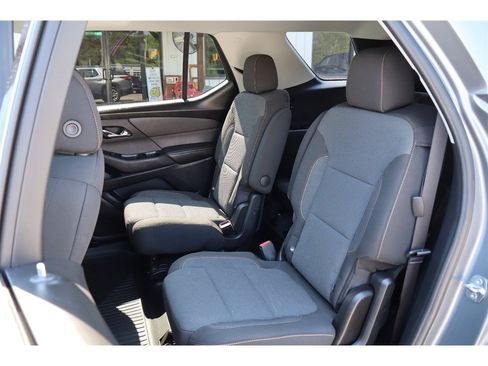 Used 2020 Chevrolet Traverse LT FWD image 15