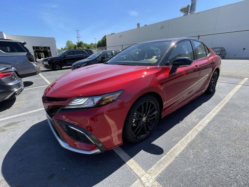 Used 2023 Toyota Camry XSE w/ Navigation Package FWD image 8
