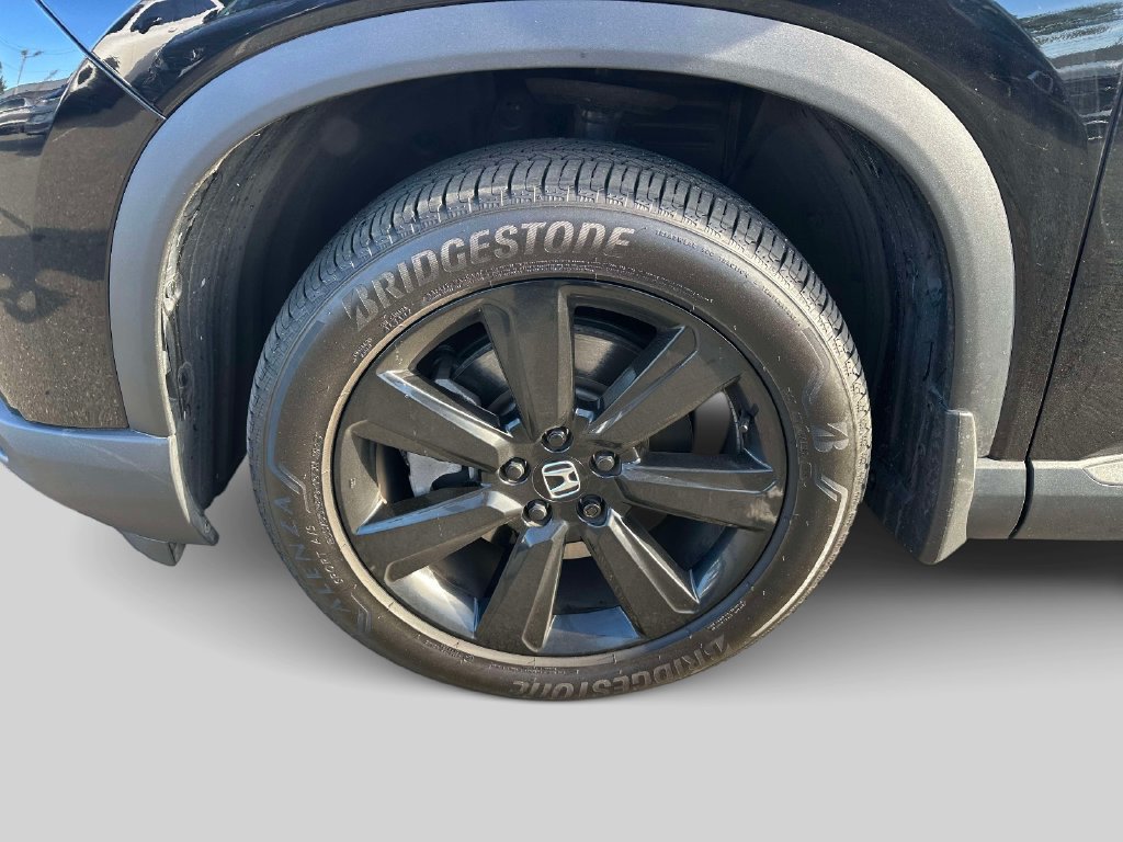Used 2025 Honda Pilot Black Edition image 6