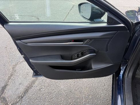 Used 2024 MAZDA MAZDA3 s FWD image 4