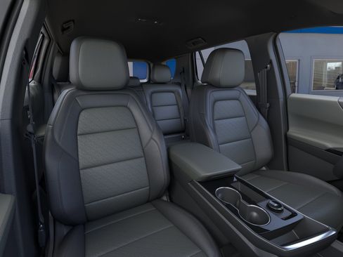 New 2026 Chevrolet Equinox LT w/ Convenience Package II FWD image 47