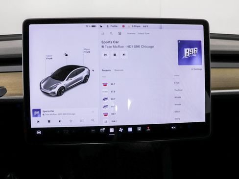 Used 2021 Tesla Model 3 Standard Range Plus image 26