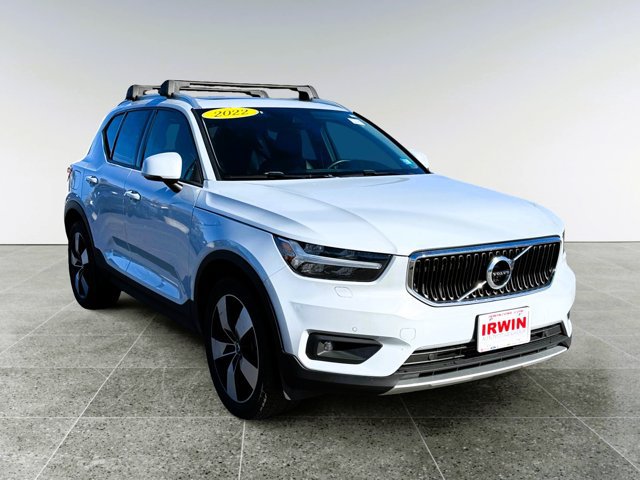 Used 2022 Volvo XC40 T5 Momentum w/ Premium Package AWD/4WD image 7