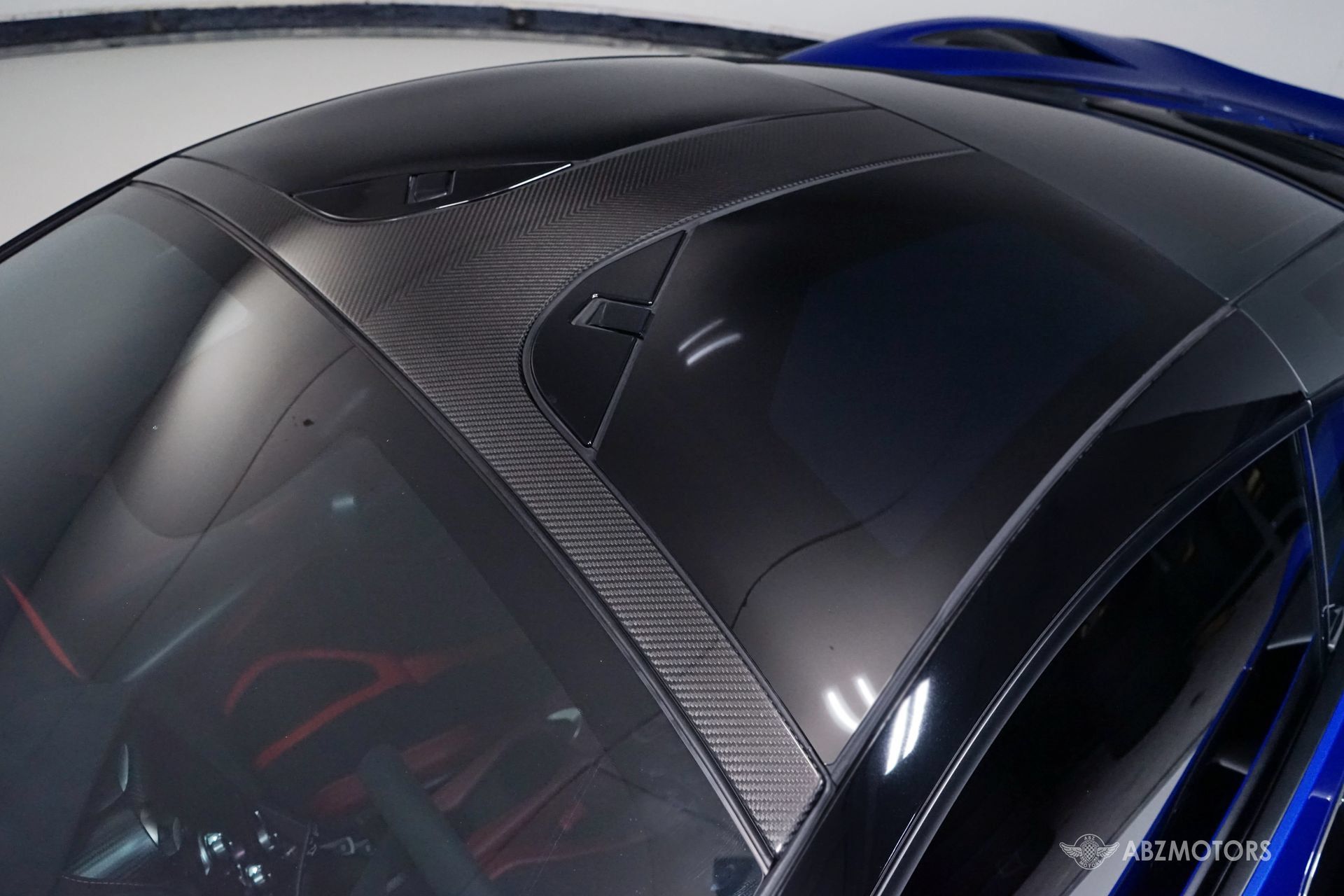 Used 2018 McLaren 720S Performance RWD image 17