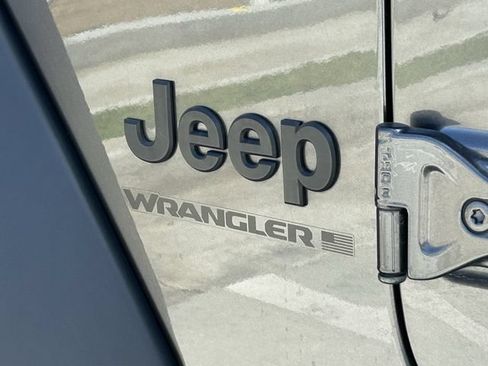 Used 2023 Jeep Wrangler Sport AWD/4WD image 5