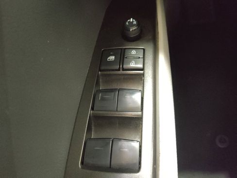 Used 2024 Toyota Camry LE w/ Convenience Package image 27