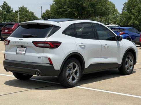 Used 2025 Ford Escape ST-Line w/ Equipment Group 301A FWD image 4