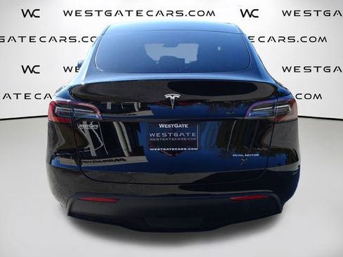Used 2023 Tesla Model Y Long Range image 10