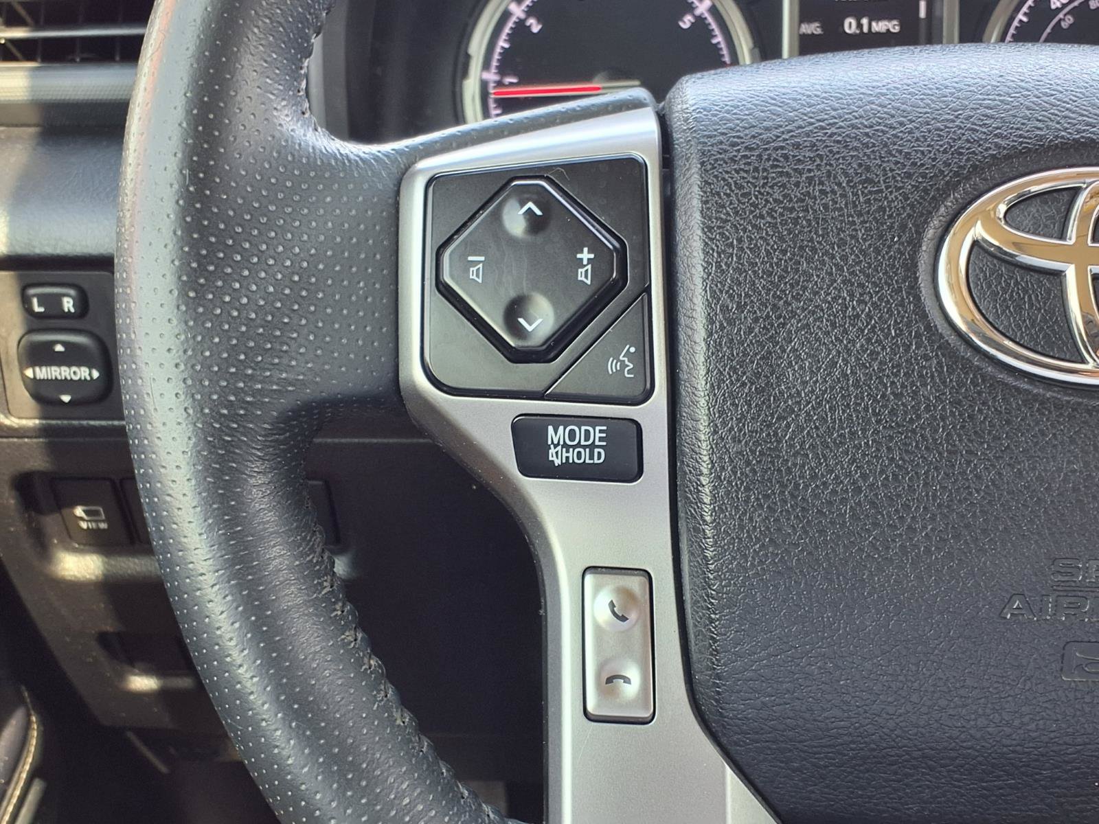 Used 2022 Toyota 4Runner Limited RWD image 22