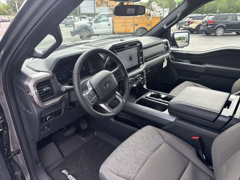 New 2025 Ford F150 XLT w/ Equipment Group 302A MID image 28