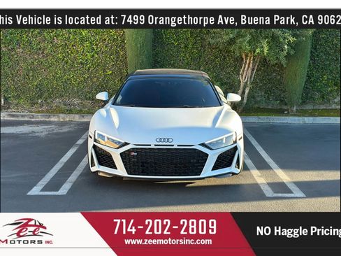 Used 2020 Audi R8 V10 w/ 20" Wheel Package image 3