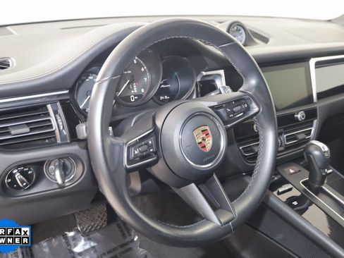 Used 2022 Porsche Macan image 6