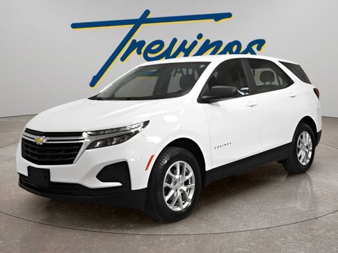 Used 2022 Chevrolet Equinox LS AWD/4WD image 8