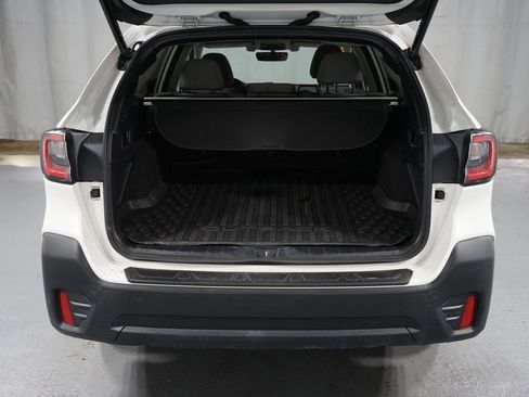 Used 2021 Subaru Outback Premium image 32