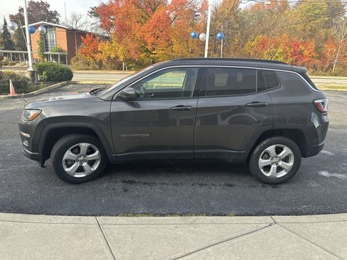 Used 2021 Jeep Compass Latitude w/ Convenience Group image 13