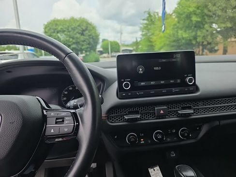 Certified 2024 Honda HR-V Sport image 19