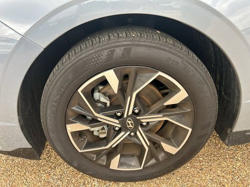 Used 2025 Hyundai Sonata SEL FWD image 10