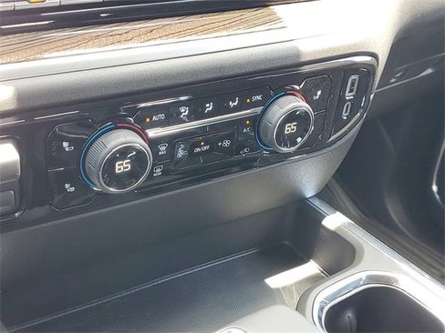 New 2025 Chevrolet Silverado 1500 RST image 29