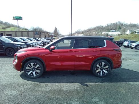 Used 2026 Mitsubishi Outlander SEL AWD/4WD image 7