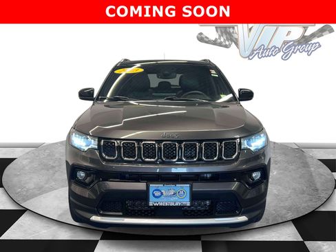 Certified 2023 Jeep Compass Limited w/ Sun and Sound Group AWD/4WD image 2