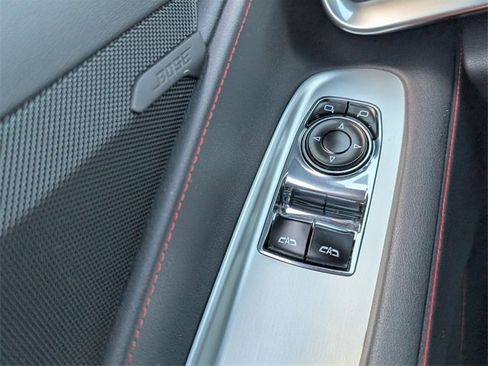 Used 2025 Chevrolet Corvette Stingray Coupe w/ 1LT image 36