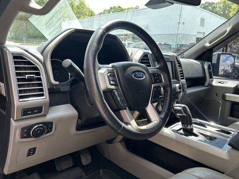 Used 2015 Ford F150 Lariat w/ Equipment Group 502A Luxury image 8