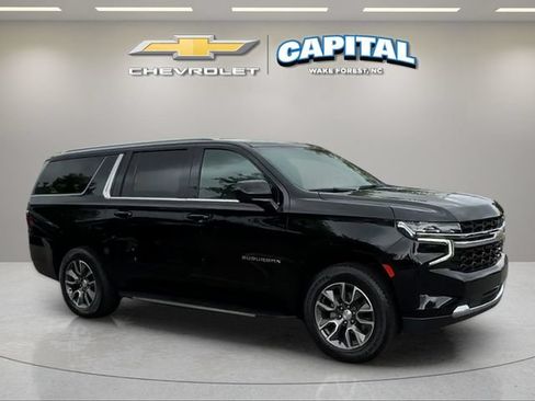 Used 2022 Chevrolet Suburban LS w/ Driver Alert Package AWD/4WD image 7