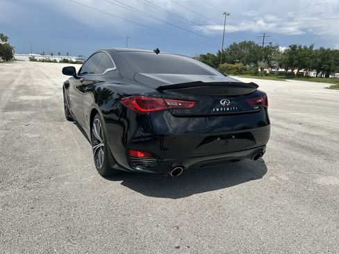 Used 2019 INFINITI Q60 3.0t Luxe RWD image 4