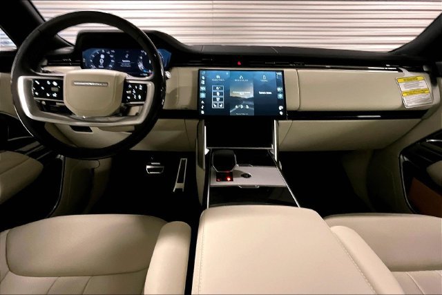 New 2026 Land Rover Range Rover SE AWD/4WD image 6
