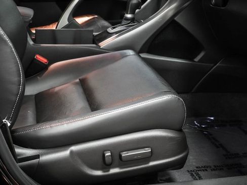Used 2013 Acura TSX 2.4 image 23